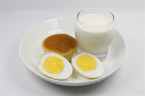 早餐吃鸡蛋会有5个意想不到的好处，但要避开2种错误吃法