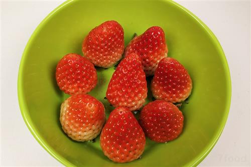 双流冬草莓