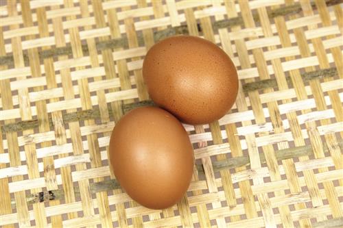 吃鸡蛋有讲究 半生熟鸡蛋危害健康(4)