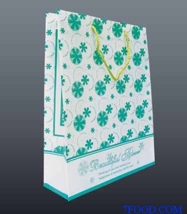 茶叶盒和各式纸类包装礼品盒