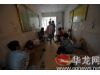 重庆巴南区发生疑似食物中毒事件 64人入院