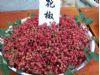 假花椒现身郑州调味品市场 颜料染成山寨版“花椒”