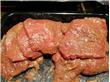 次品牛肉+肉胶=合成牛排 杭州牛排馆、大饭店有没有拼接肉？